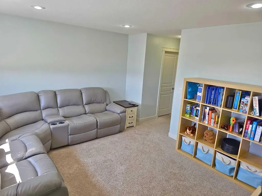 210 Viscount Drive Red Deer AB T4R 0M7