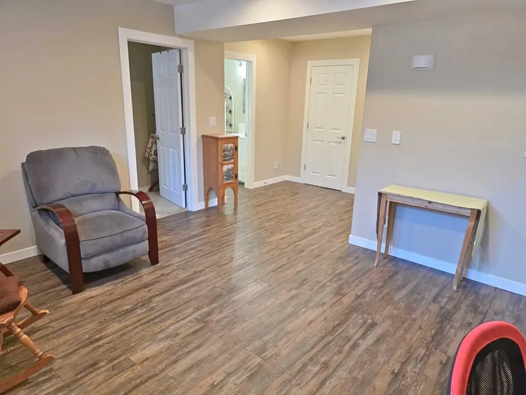 210 Viscount Drive Red Deer AB T4R 0M7
