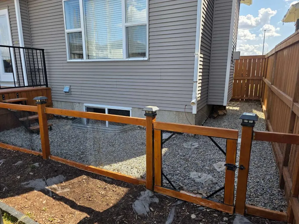 210 Viscount Drive Red Deer AB T4R 0M7