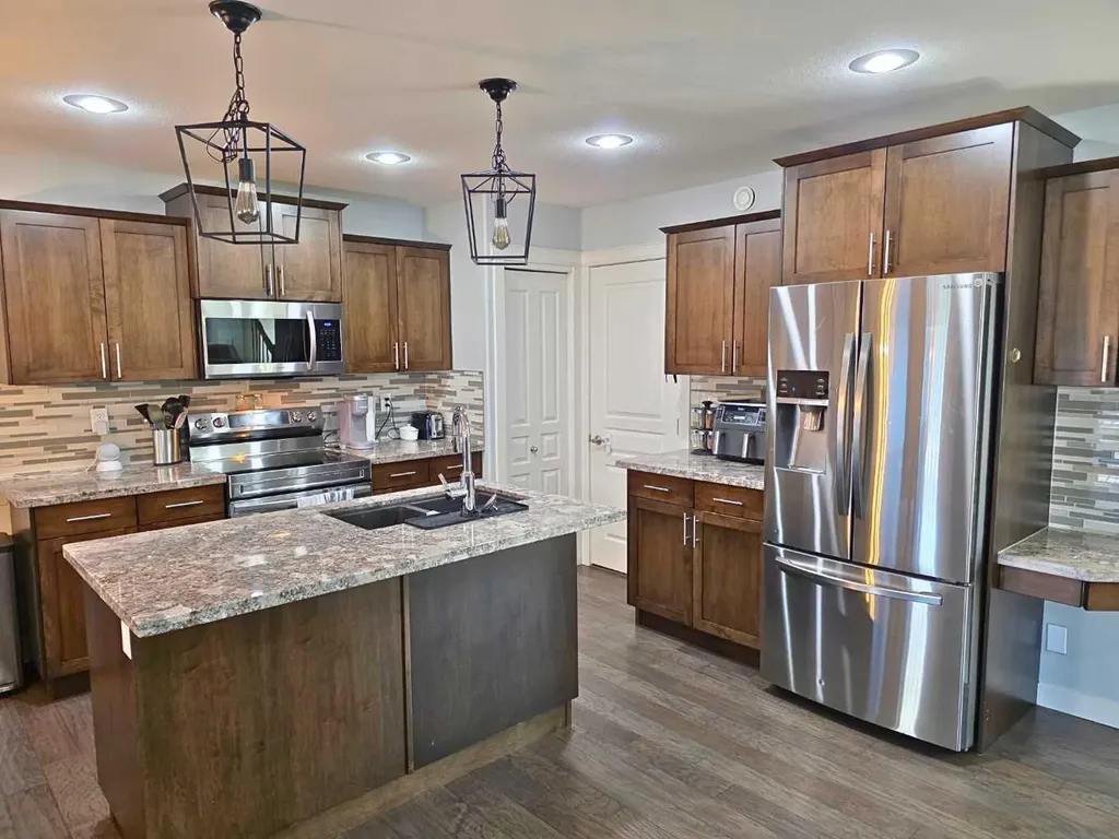 210 Viscount Drive Red Deer AB T4R 0M7