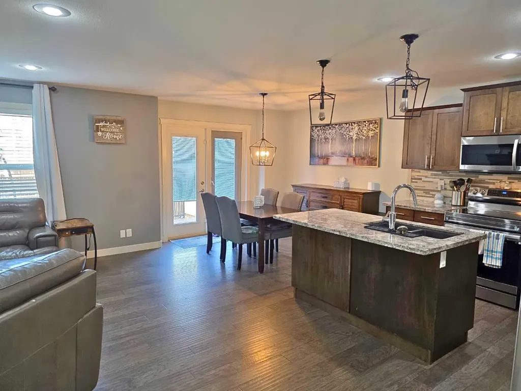 210 Viscount Drive Red Deer AB T4R 0M7