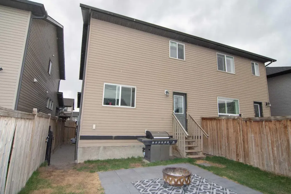 48 Skyview Ranch Lane NE Calgary AB T3N 0L9