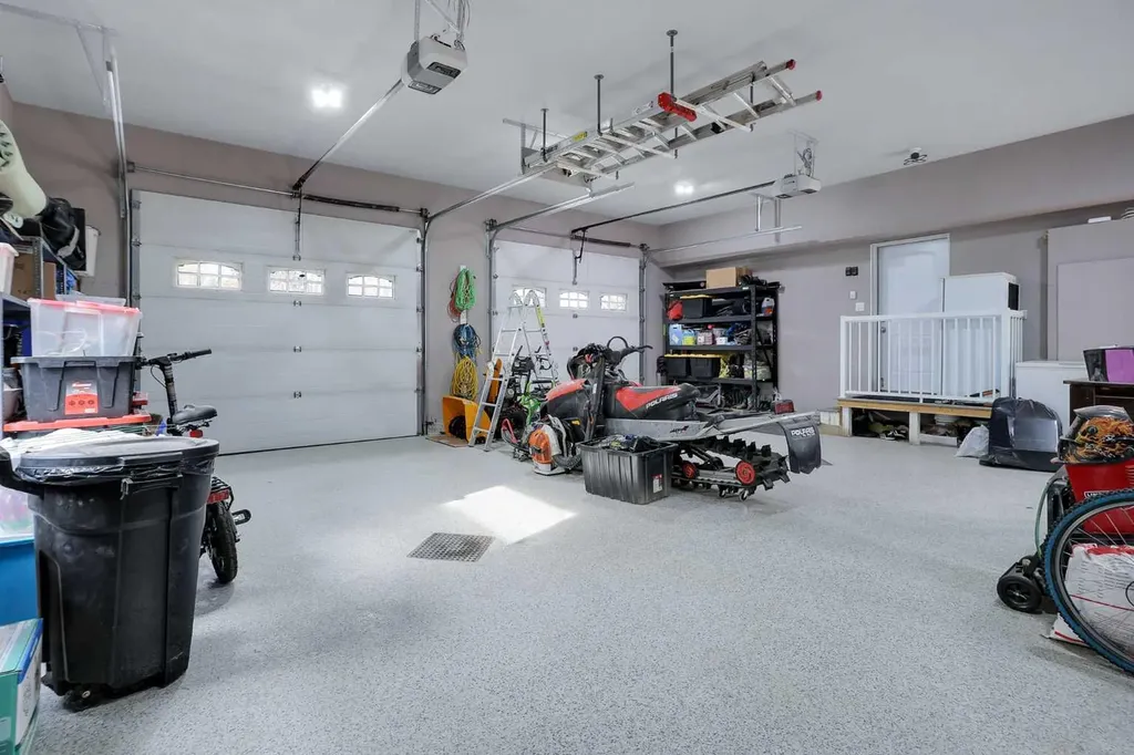 21 Rosedale Avenue Rural Lacombe County AB T4L 1Y4