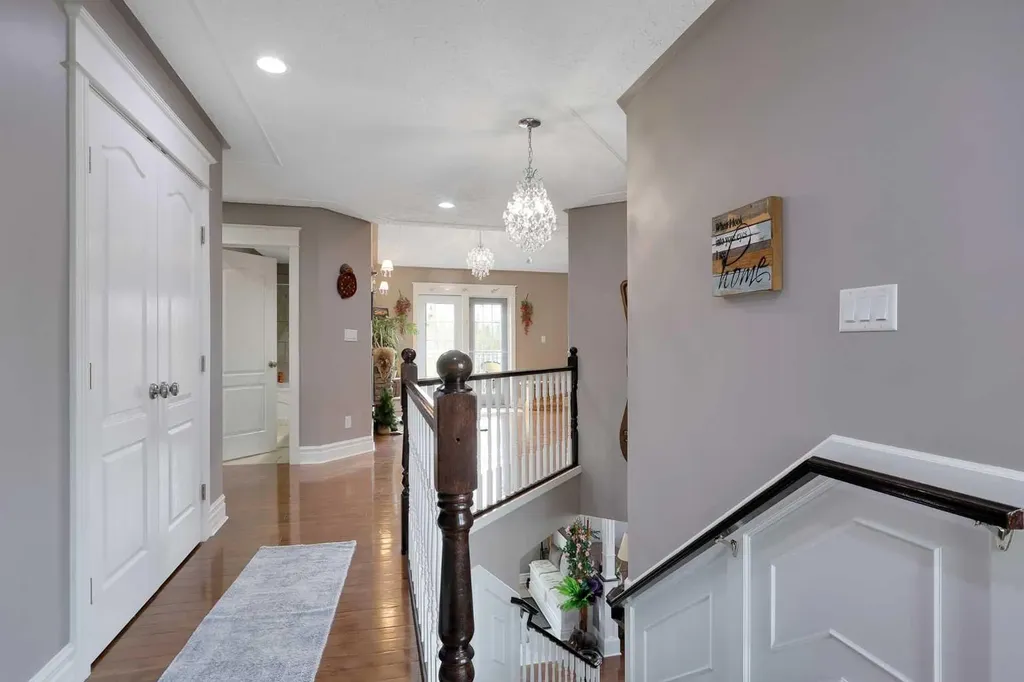 21 Rosedale Avenue Rural Lacombe County AB T4L 1Y4