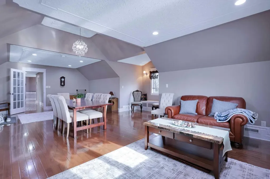 21 Rosedale Avenue Rural Lacombe County AB T4L 1Y4