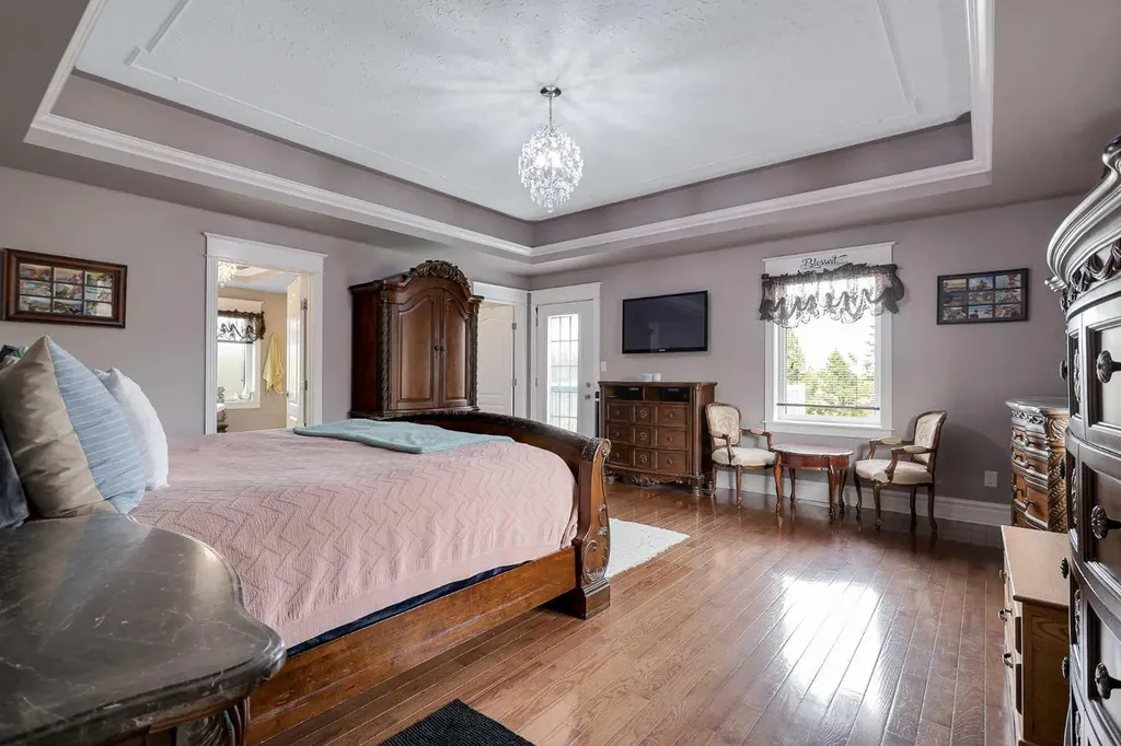 21 Rosedale Avenue Rural Lacombe County AB T4L 1Y4