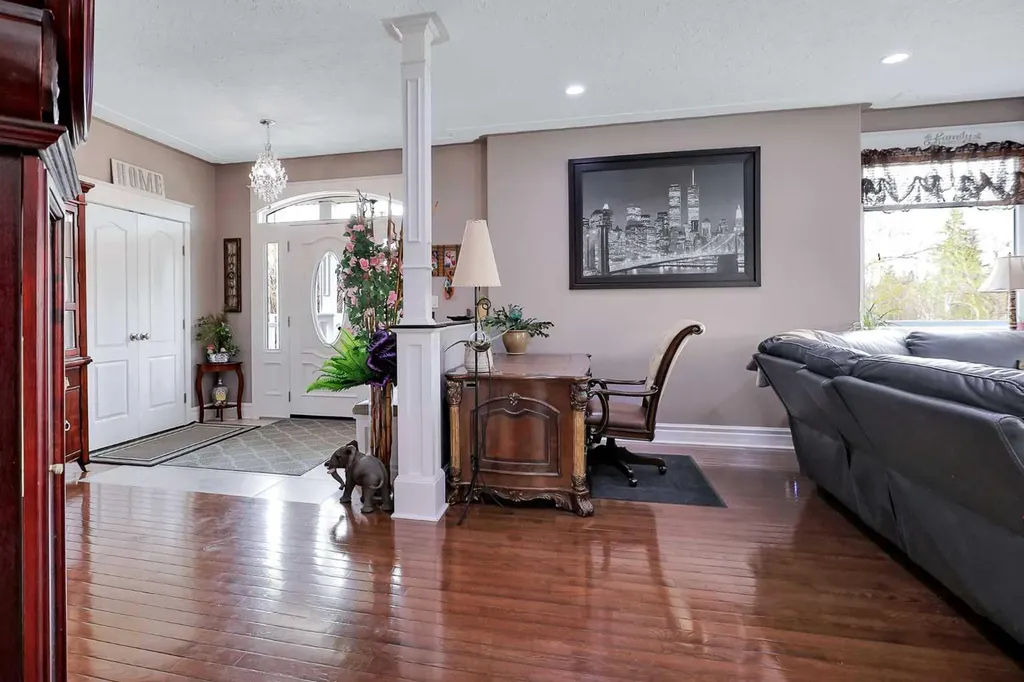 21 Rosedale Avenue Rural Lacombe County AB T4L 1Y4