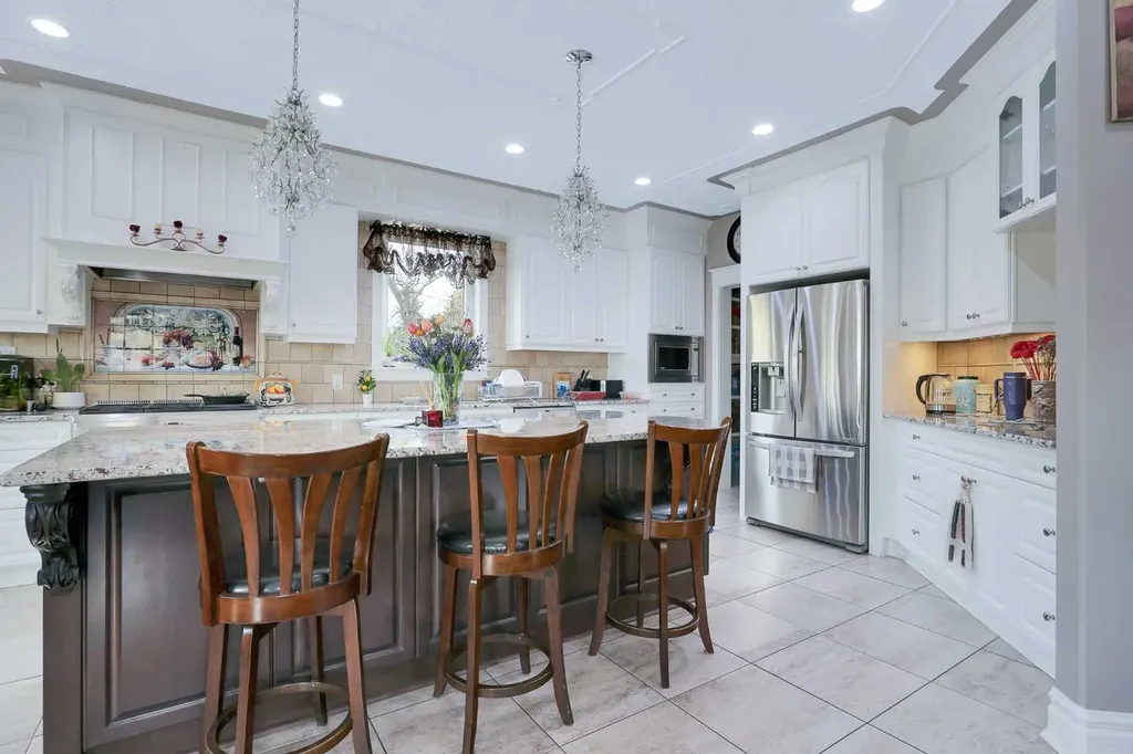 21 Rosedale Avenue Rural Lacombe County AB T4L 1Y4