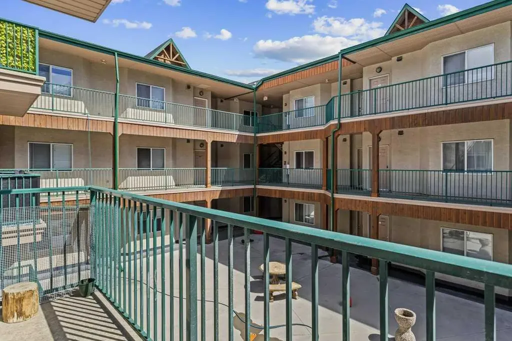 176 Kananaskis Way Canmore AB T1W 3E4