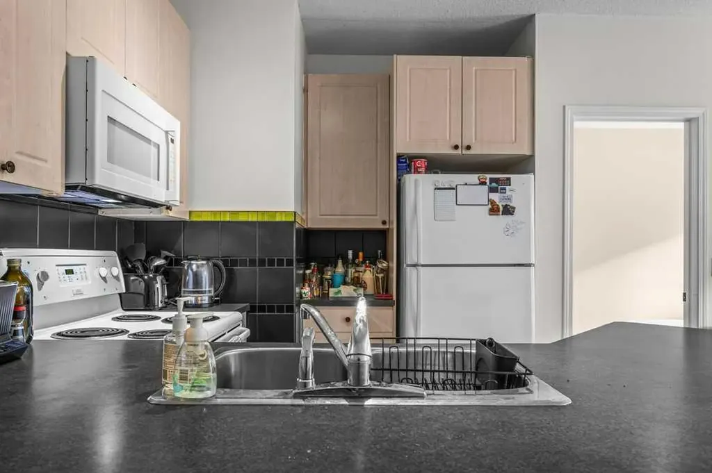 176 Kananaskis Way Canmore AB T1W 3E4