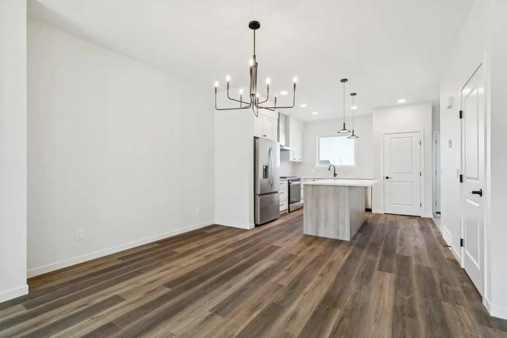 49 Bluerock Hill SW Calgary AB T2Y 0V7