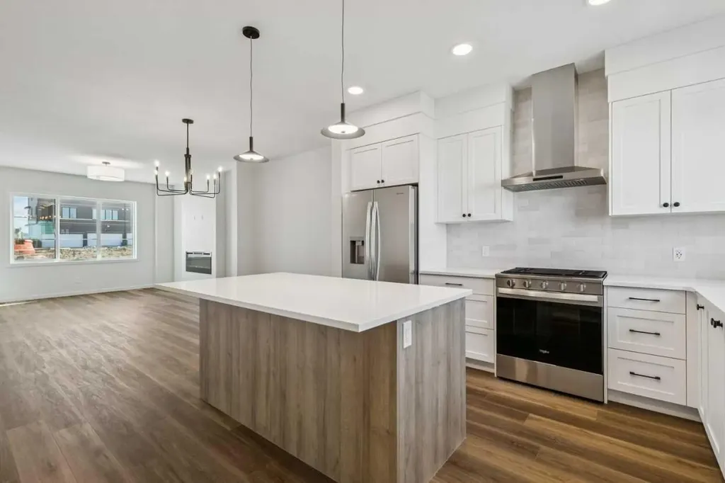 49 Bluerock Hill SW Calgary AB T2Y 0V7