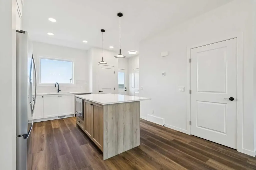 49 Bluerock Hill SW Calgary AB T2Y 0V7