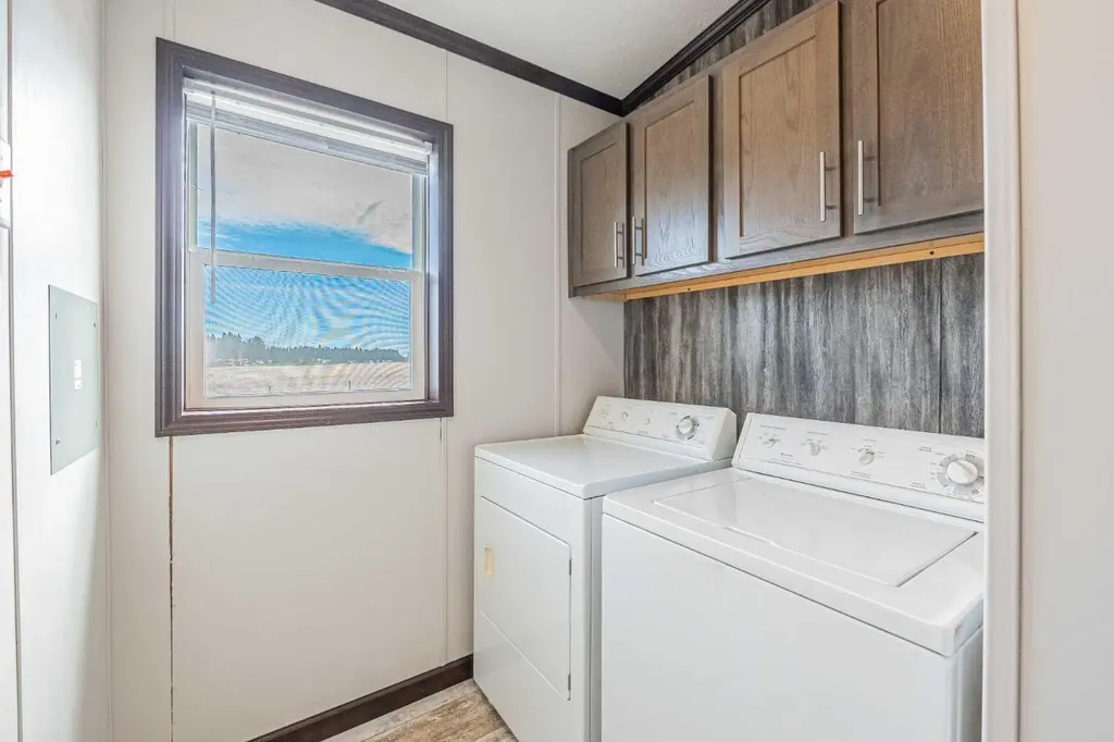 33035 Range Road 60 Rural Mountain View County AB T0M 1X0