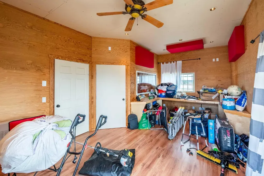 33035 Range Road 60 Rural Mountain View County AB T0M 1X0