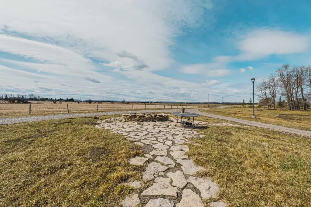 33035 Range Road 60 Rural Mountain View County AB T0M 1X0