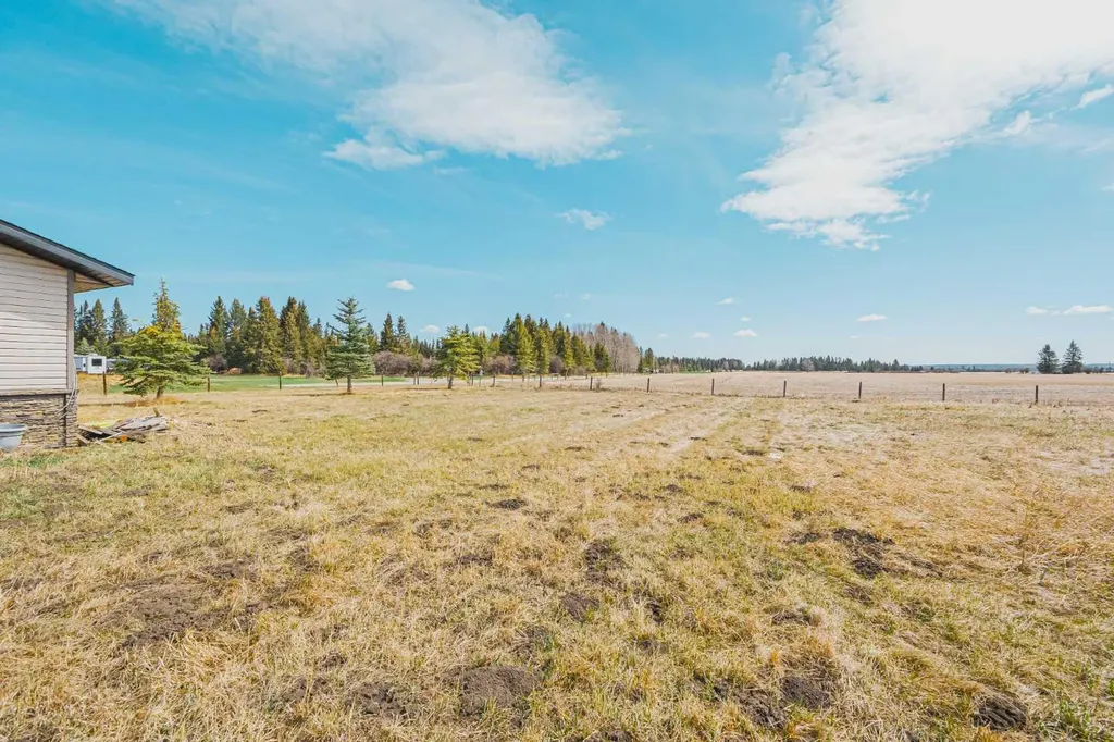 33035 Range Road 60 Rural Mountain View County AB T0M 1X0