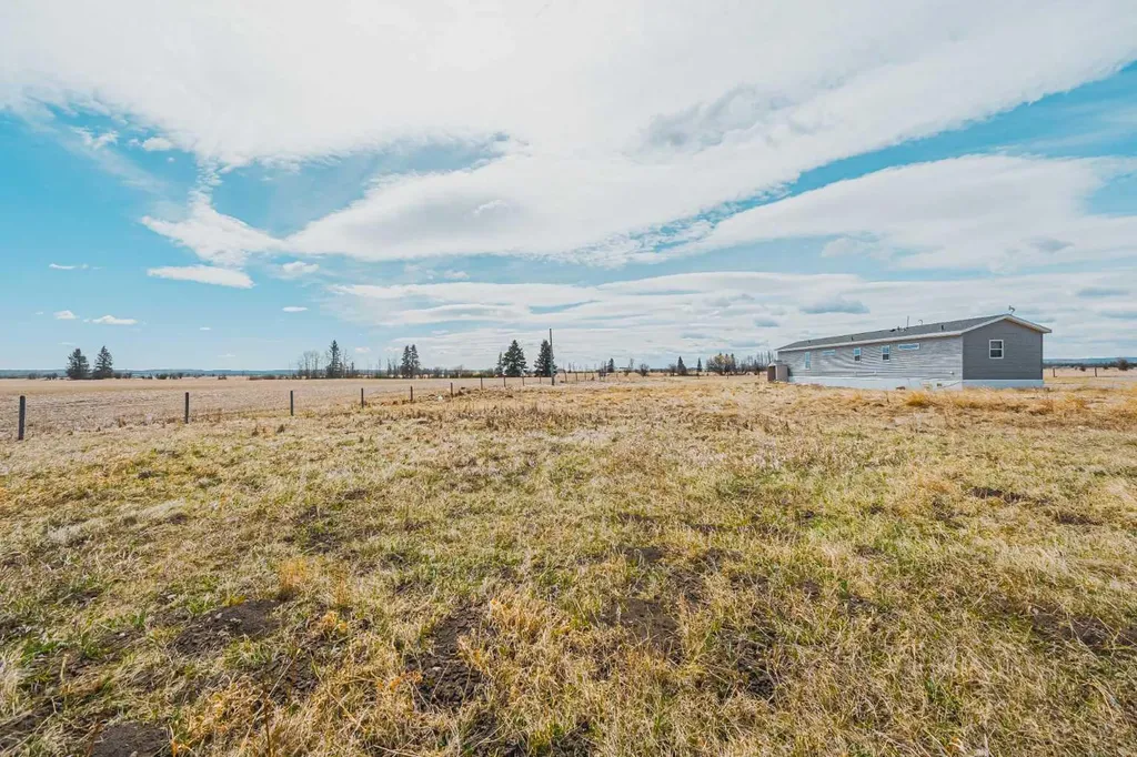 33035 Range Road 60 Rural Mountain View County AB T0M 1X0