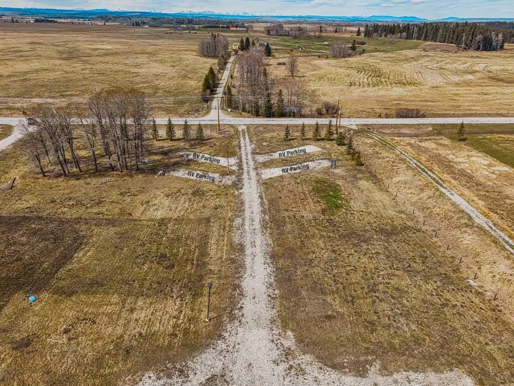 33035 Range Road 60 Rural Mountain View County AB T0M 1X0