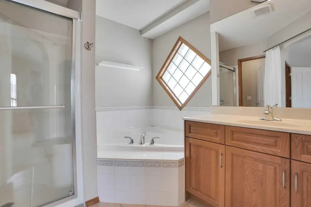 50 Cranfield Crescent SE Calgary AB T3M1A6