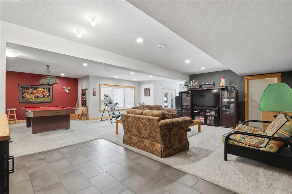 #160, 2032 Highway 622 Telfordville AB T0C 2P0