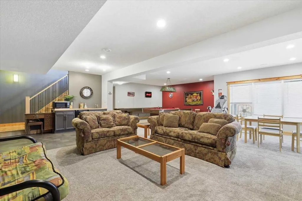 #160, 2032 Highway 622 Telfordville AB T0C 2P0