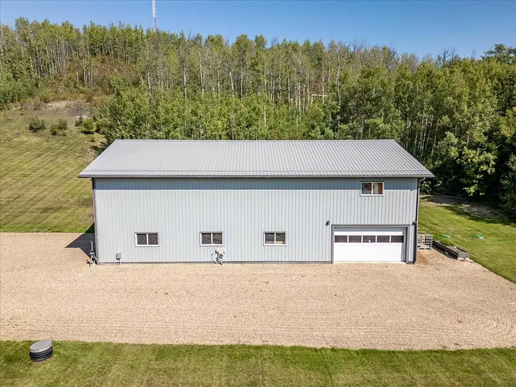 #160, 2032 Highway 622 Telfordville AB T0C 2P0