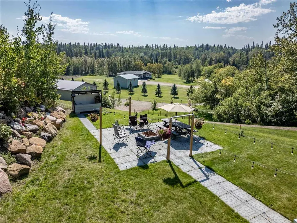 #160, 2032 Highway 622 Telfordville AB T0C 2P0
