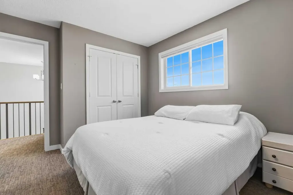 3514 55 Avenue Whitecourt AB T7S 0C1