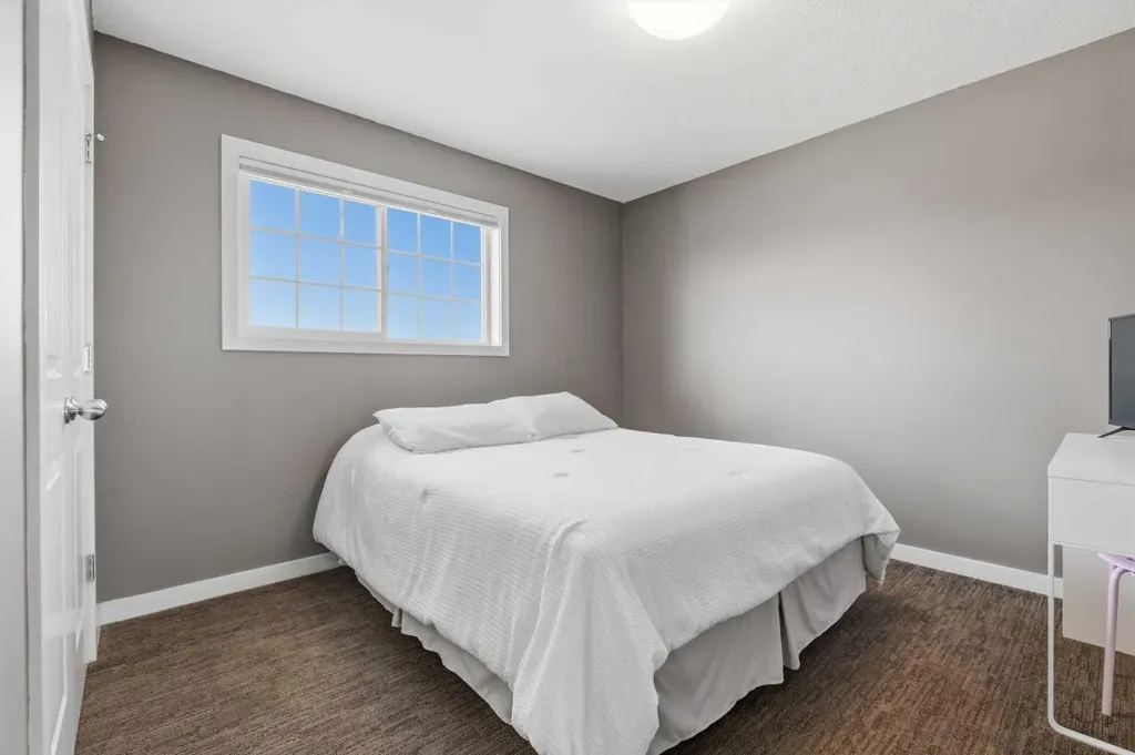 3514 55 Avenue Whitecourt AB T7S 0C1