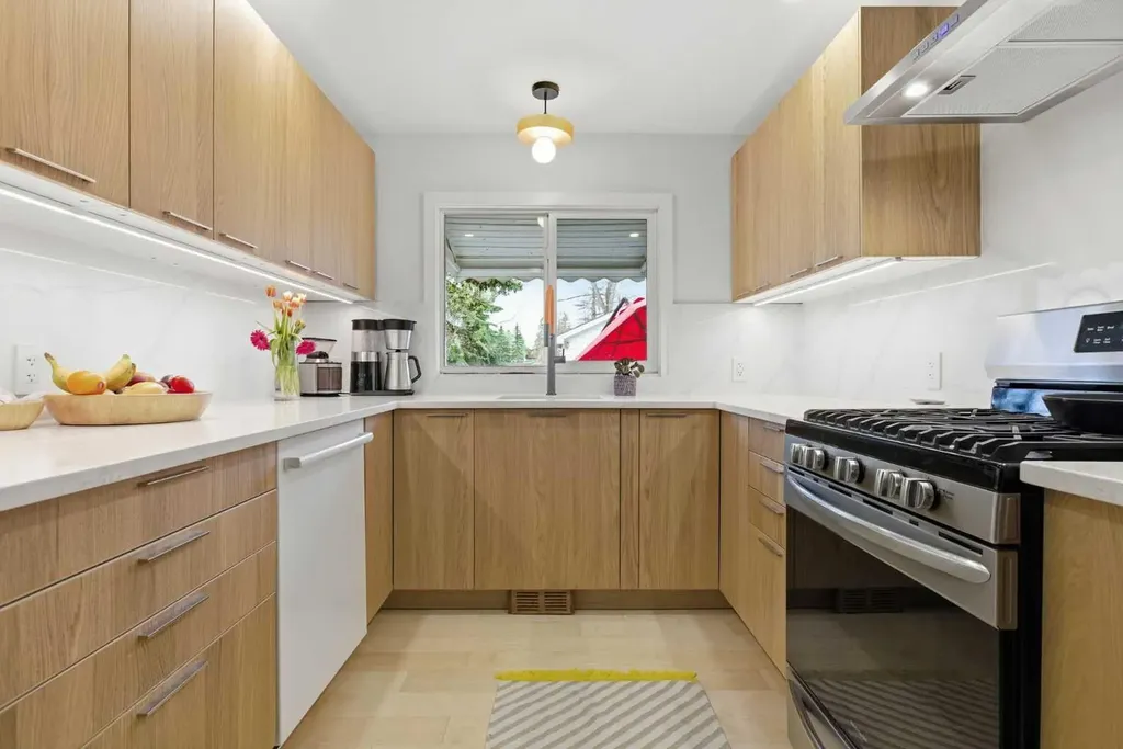 2801 26a Street SW Calgary AB T3E 2C8