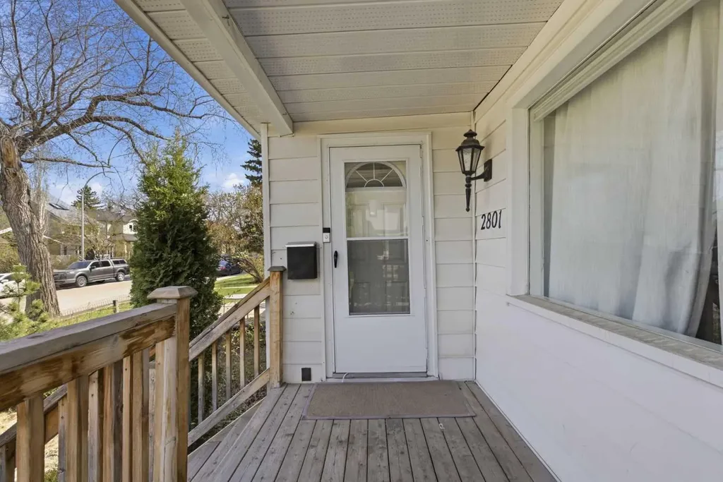 2801 26a Street SW Calgary AB T3E 2C8
