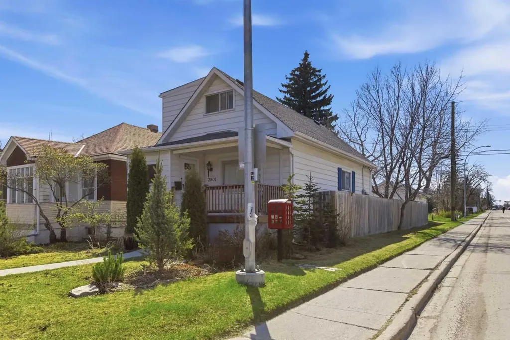 2801 26a Street SW Calgary AB T3E 2C8