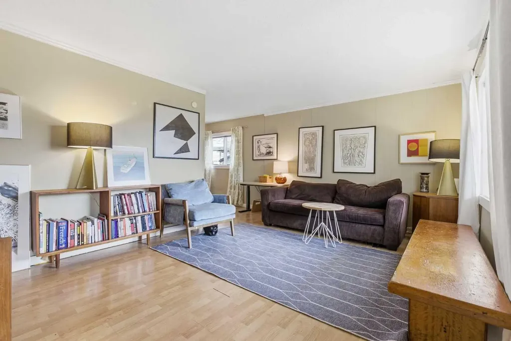 2801 26a Street SW Calgary AB T3E 2C8