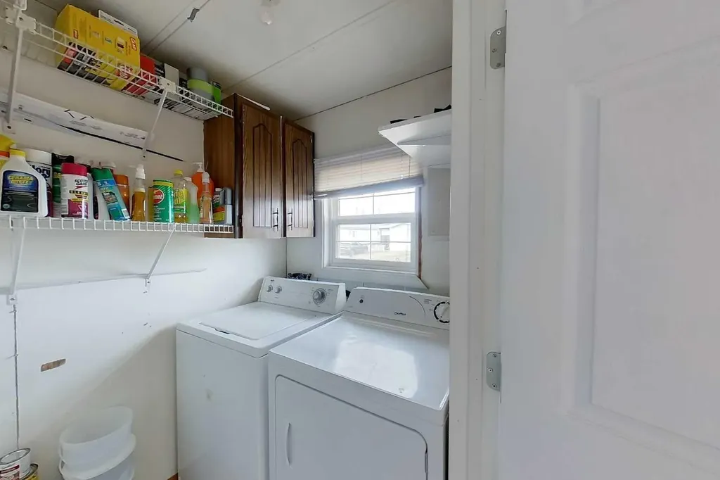 812 6 Avenue SW Slave Lake AB T0G2A4