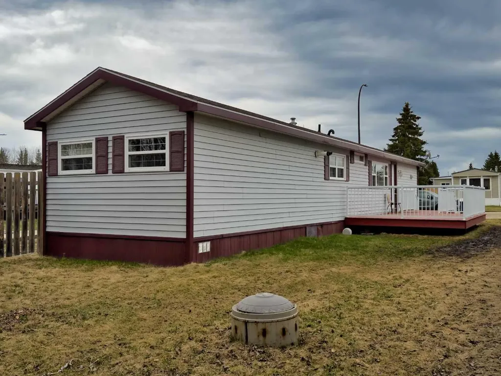 812 6 Avenue SW Slave Lake AB T0G2A4