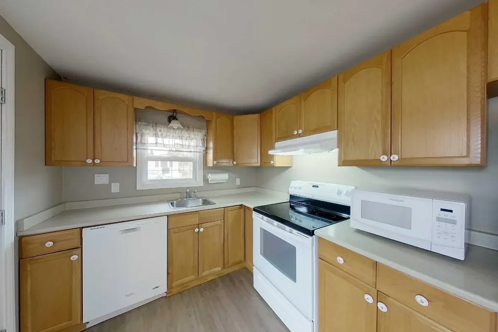 812 6 Avenue SW Slave Lake AB T0G2A4