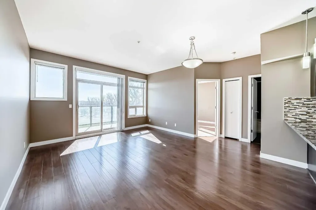 4303 1 Street NE Calgary AB T2E 7M3
