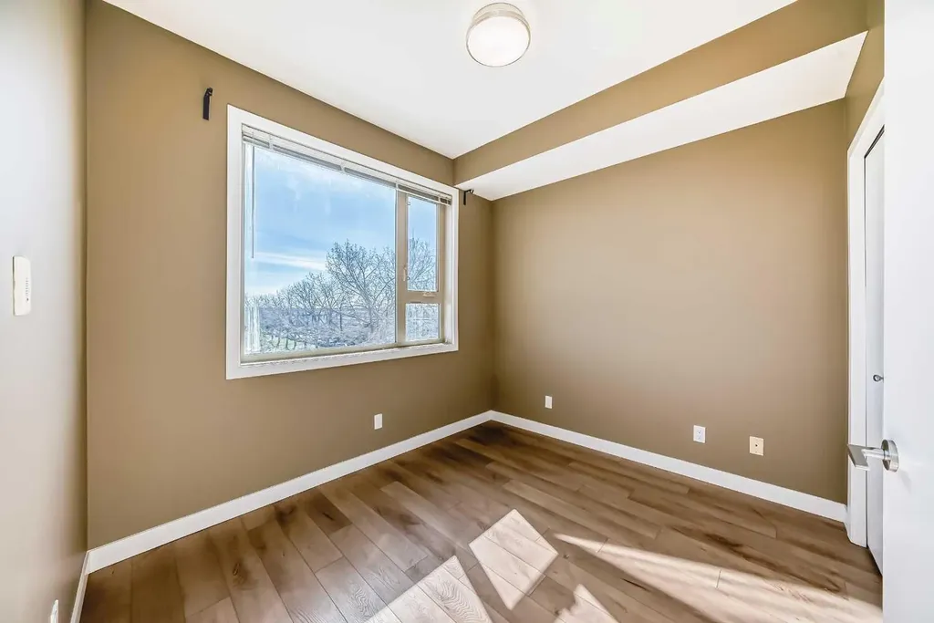 4303 1 Street NE Calgary AB T2E 7M3