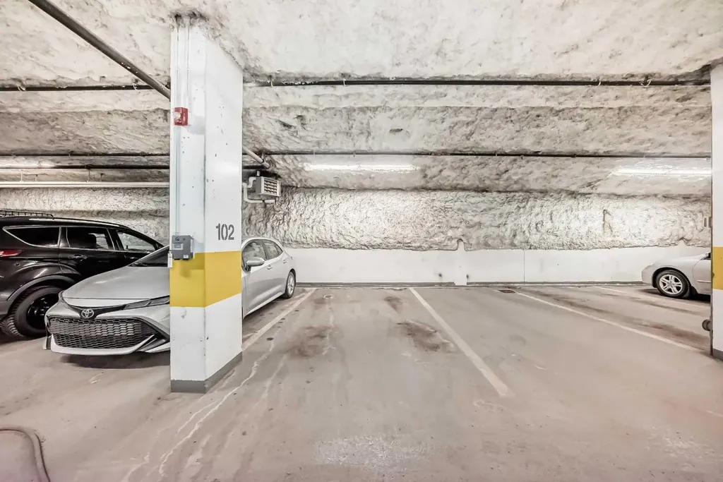 4303 1 Street NE Calgary AB T2E 7M3