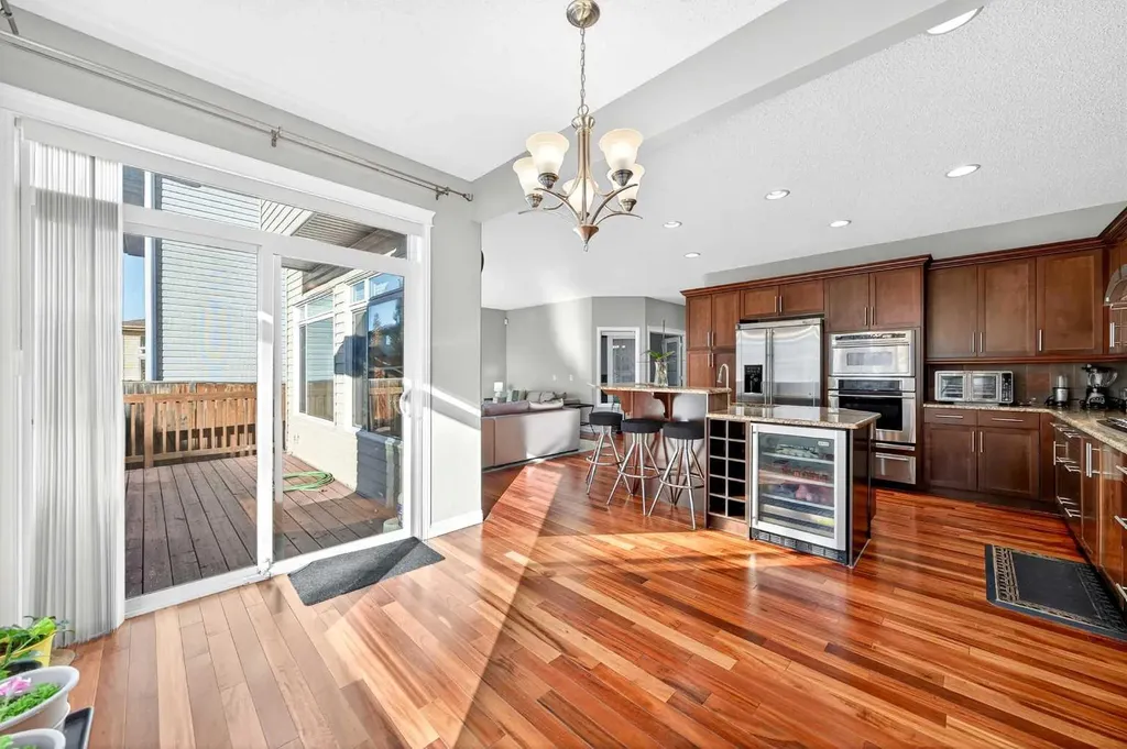 21 Panamount Street NW Calgary AB T3K 0H2