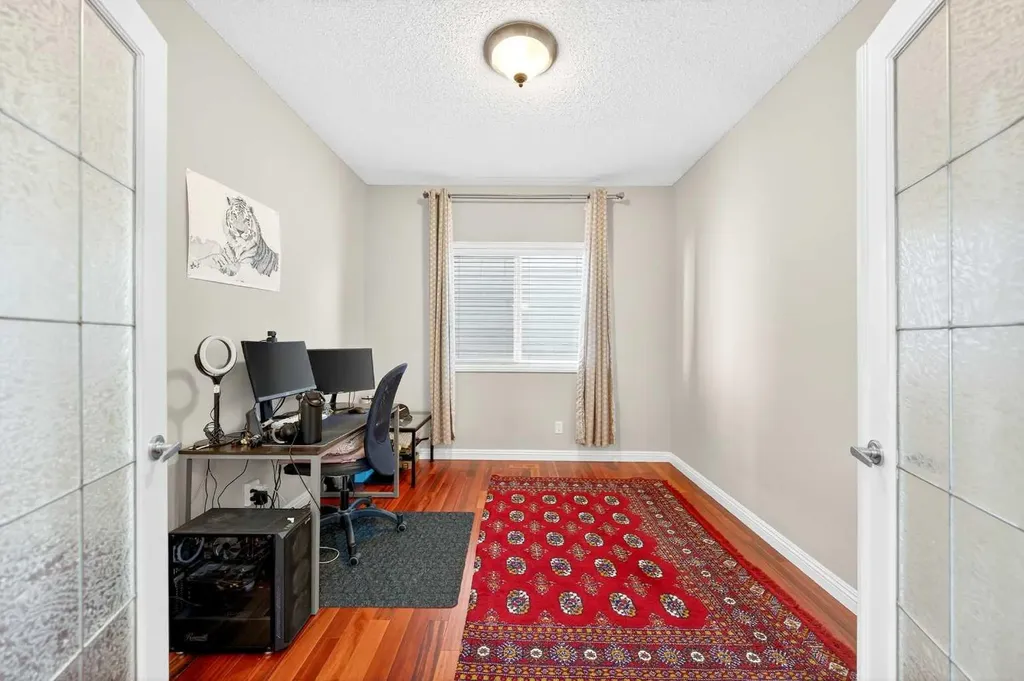 21 Panamount Street NW Calgary AB T3K 0H2