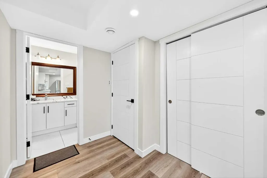 21 Panamount Street NW Calgary AB T3K 0H2