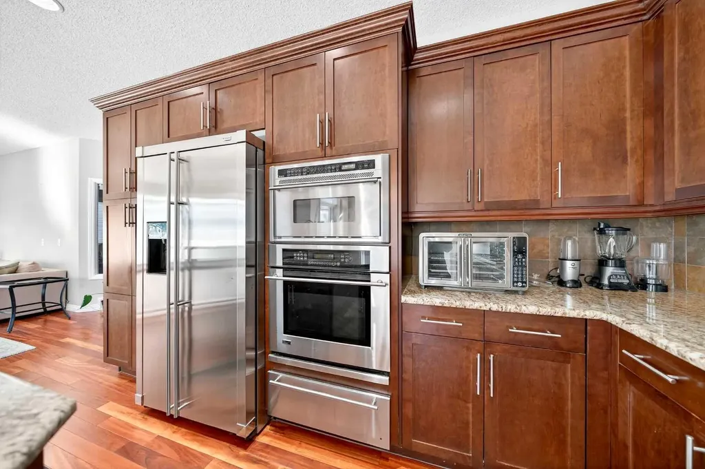 21 Panamount Street NW Calgary AB T3K 0H2