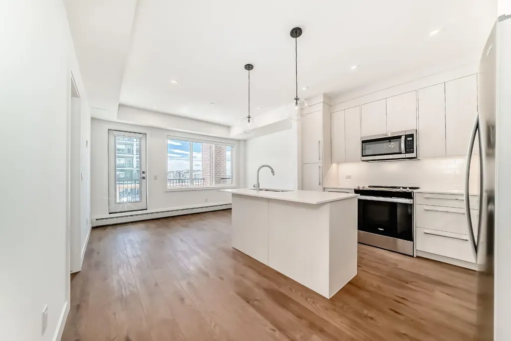 44 Skyview Parkway NE Calgary AB T3N2R8