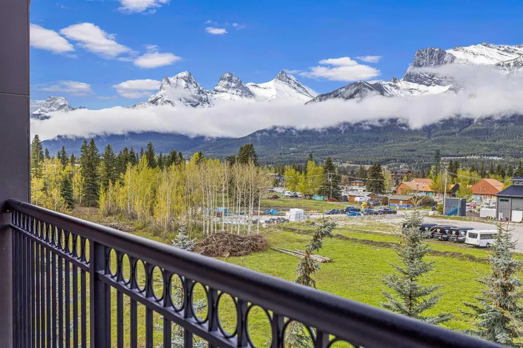 901 Mountain Street Canmore AB T1W 0C9