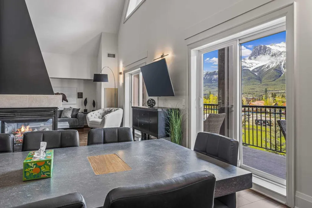 901 Mountain Street Canmore AB T1W 0C9