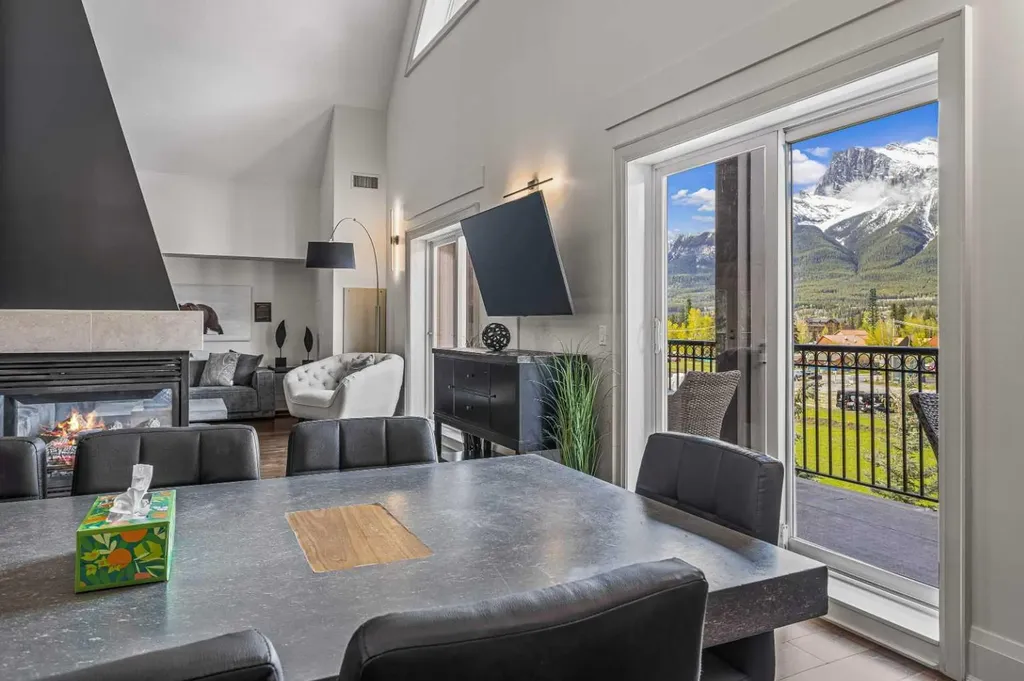 901 Mountain Street Canmore AB T1W 0C9