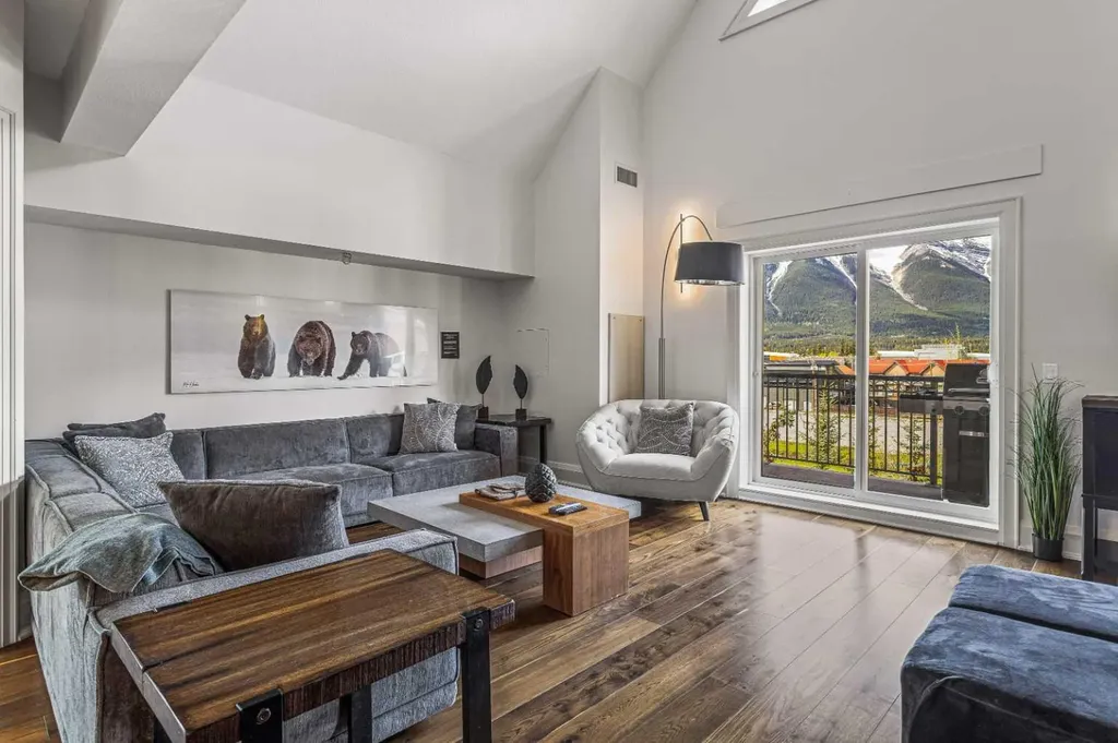 901 Mountain Street Canmore AB T1W 0C9
