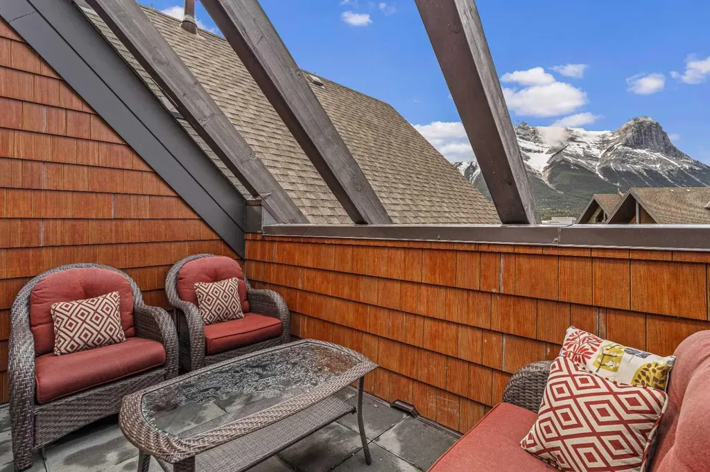 901 Mountain Street Canmore AB T1W 0C9